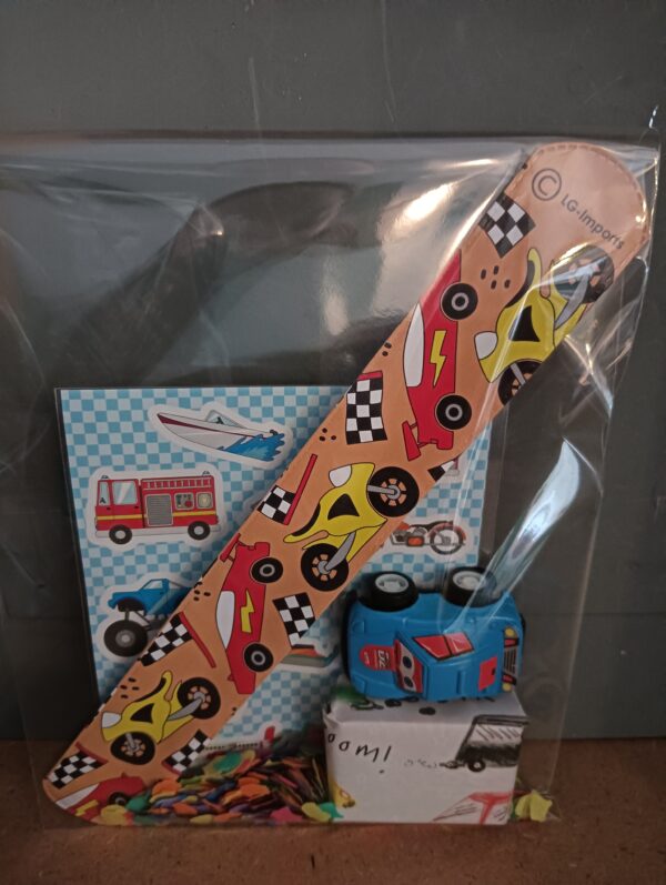 Voertuigen traktatie stickers/klaparmband/auto