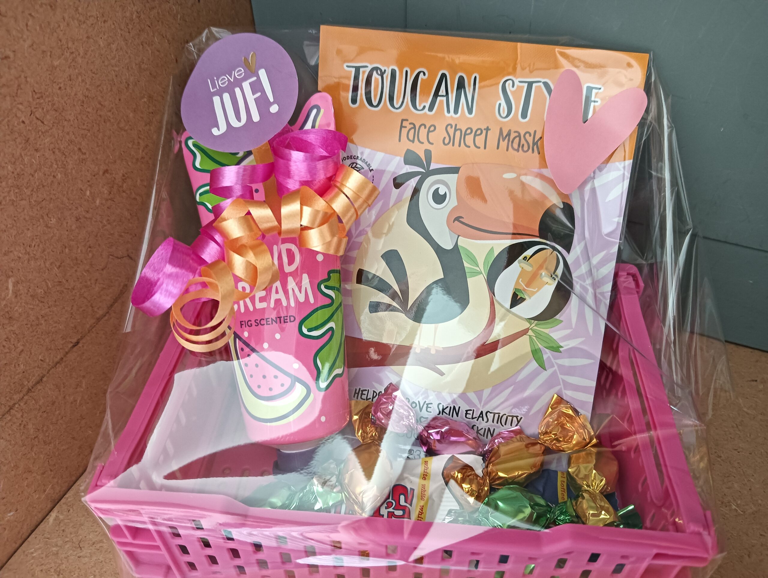 Juf cadeautje gevuld kratje