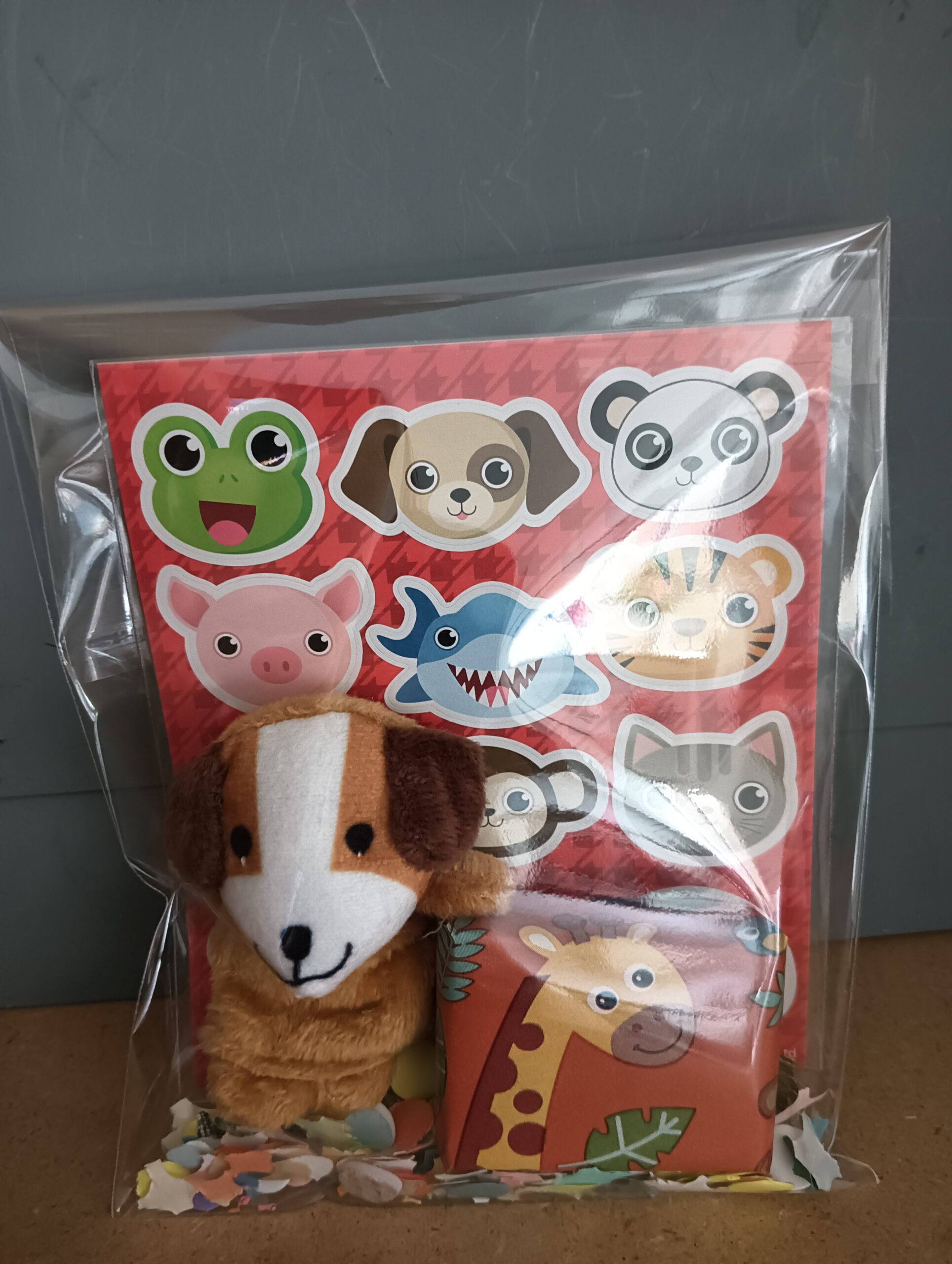 Dieren traktatie met vingerpoppetje
