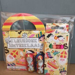 Sinterklaas traktatie kleurboekje/kleurpotloodjes
