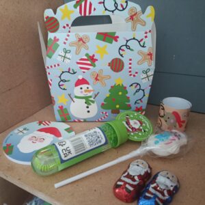 Kerst traktatie doosje gevuld