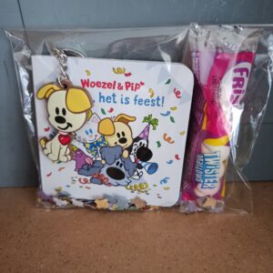 Woezel en pip traktatie met sleutelhanger
