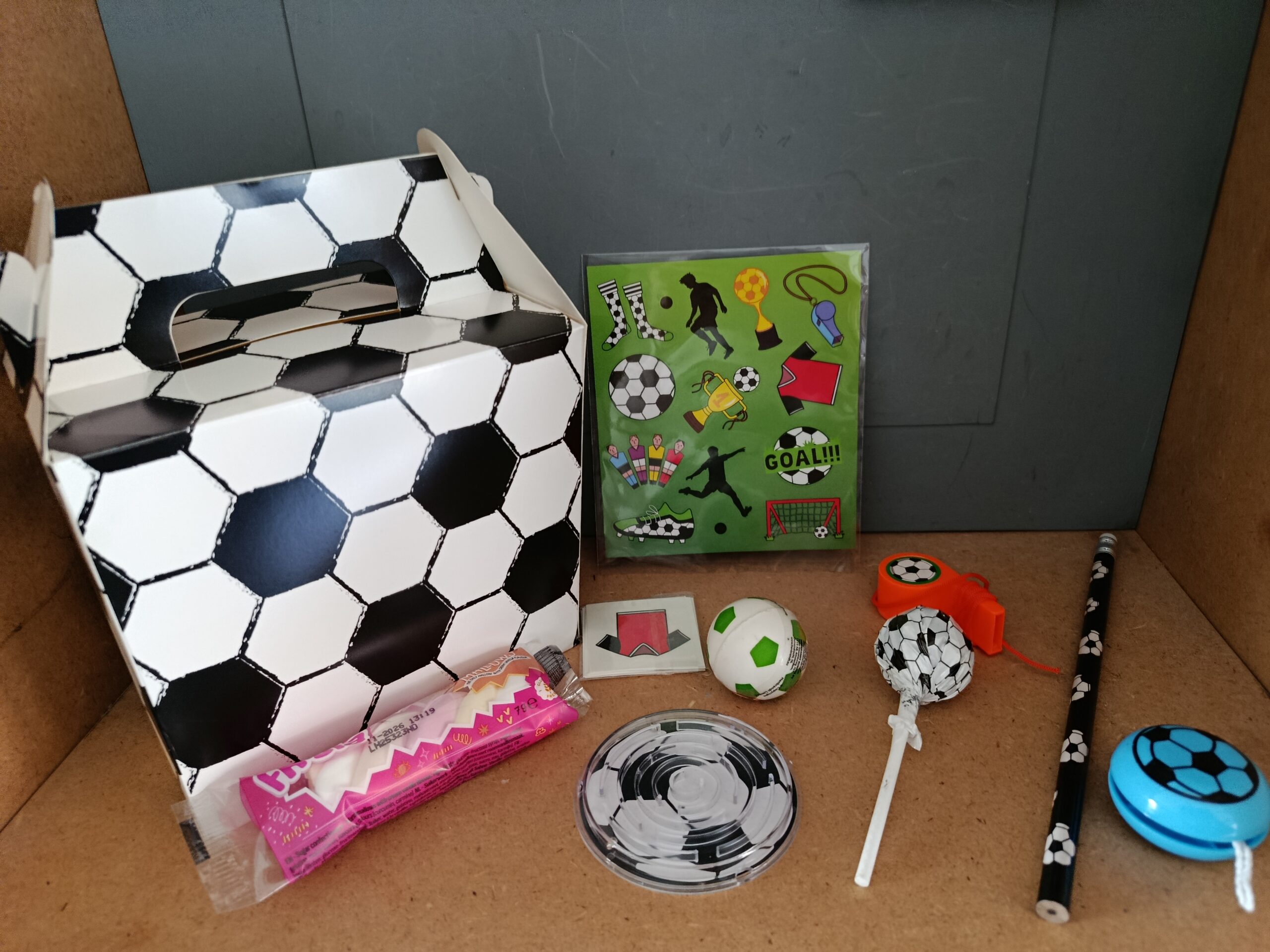 Voetbal box gevuld