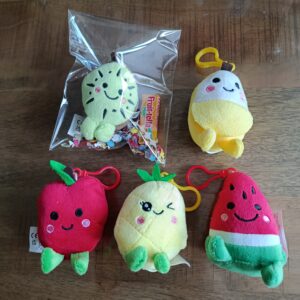 Fruit knuffel traktatie