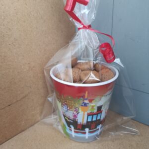 Sinterklaas traktatie beker gevuld